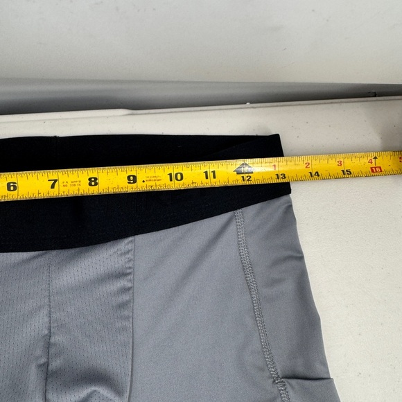 Nike Pro Men's Dri-FIT 3/4 Length Fitness Tights Grey Small Compression Training - Picture 3 of 9